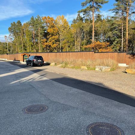 Lys Rent Og Trivelig Hybelleilighet Kristiansand Esterno foto