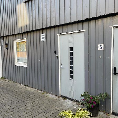 Lys Rent Og Trivelig Hybelleilighet Kristiansand Esterno foto